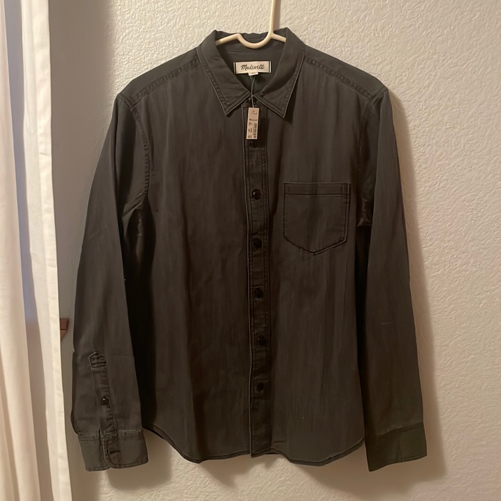 NWT Madewell Mens Washed Black Button Down - size M